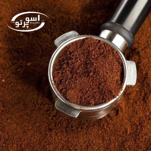 پودر قهوه میکس ۱۰۰٪ روبوستا با رنگ تیره طعم تلخ قوی و کافئین بالا مناسب اسپرسو و مصرف روزانه